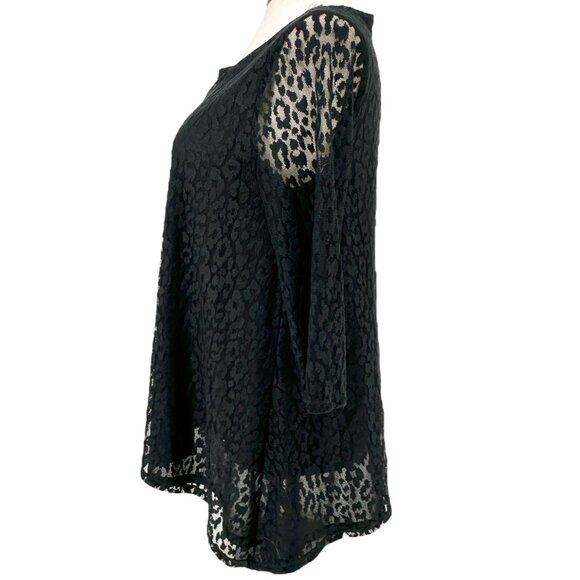 Chicos Burnout Tunic Top Size 2 L 12 Black Lace Sheer 3/4 Sleeves Nylon Poly - Picture 9 of 10